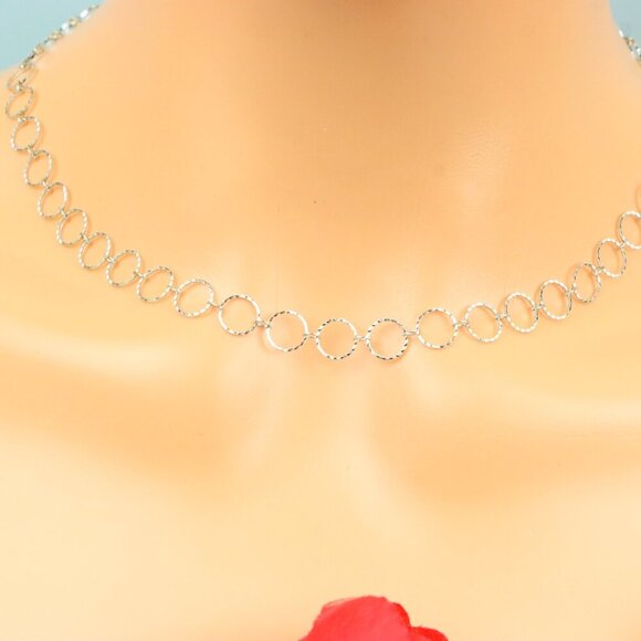 Delicate & Contemporary Necklace Chain, A Lovely Choice for Women, EVCH1831 - Picture 2 of 10